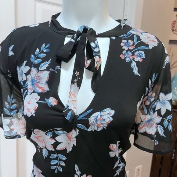 Torrid Floral Print Chiffon Dress Size 18 NWT - Picture 7 of 11